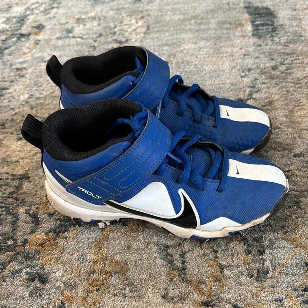 Nike Blue Trout Baseball Cleats